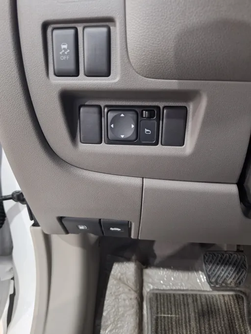 2020 Nissan Sunny SV 