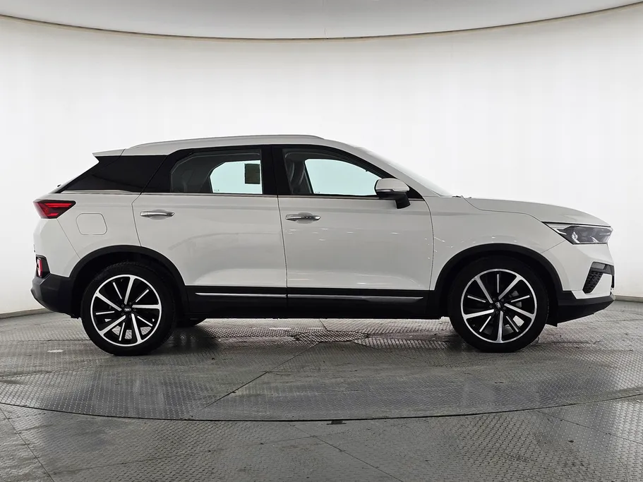 2023 FAW Bestune T77 Basic 