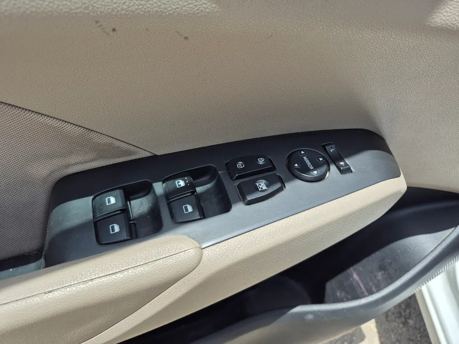 2023 Hyundai Accent Smart 