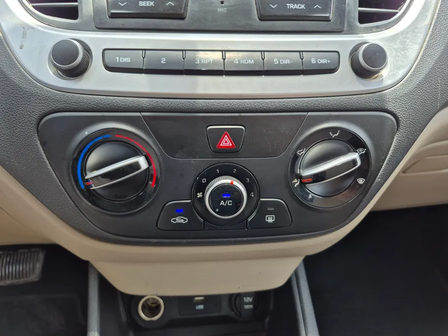 2023 Hyundai Accent Smart 