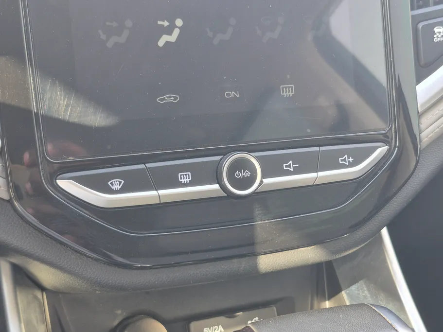2025 Chevrolet Captiva LT 