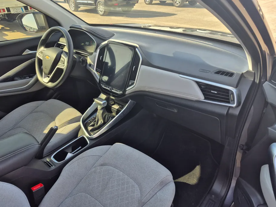 2025 Chevrolet Captiva LT 