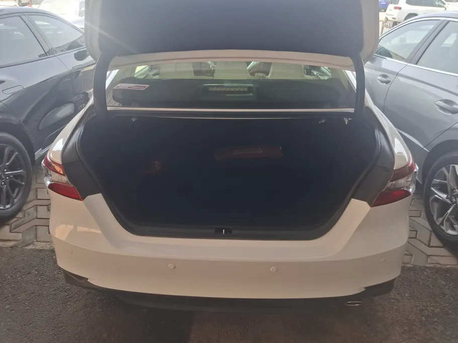 2023 Toyota Camry  LE 