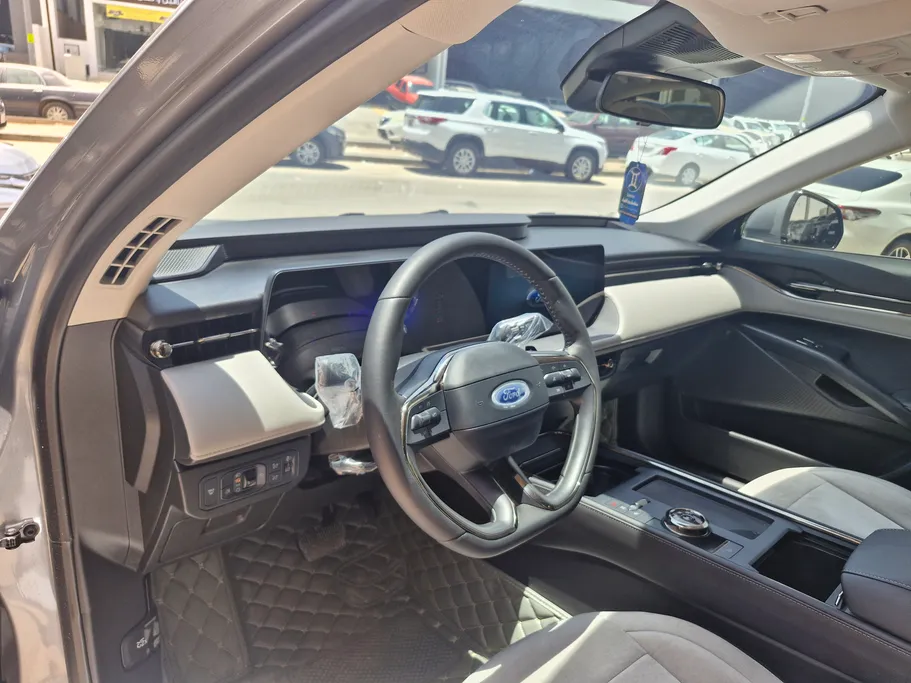 2026 Ford Taurus Ambiente 