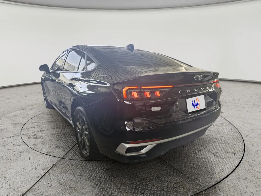 2026 Ford Taurus Ambiente 