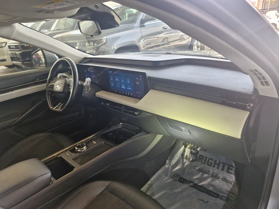 2023 Ford Taurus Trend 