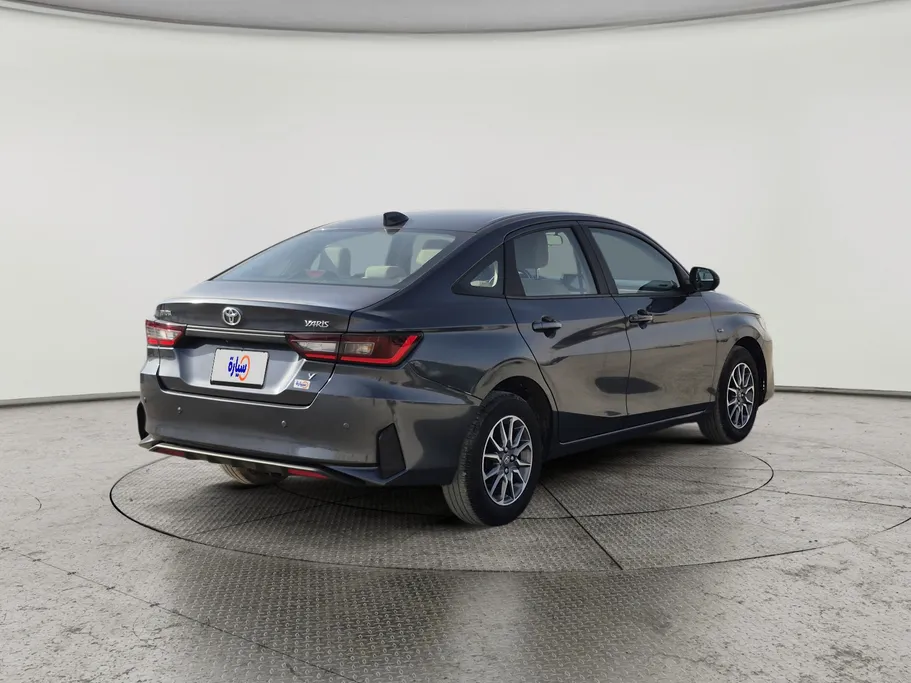 2024 Toyota Yaris  Y 