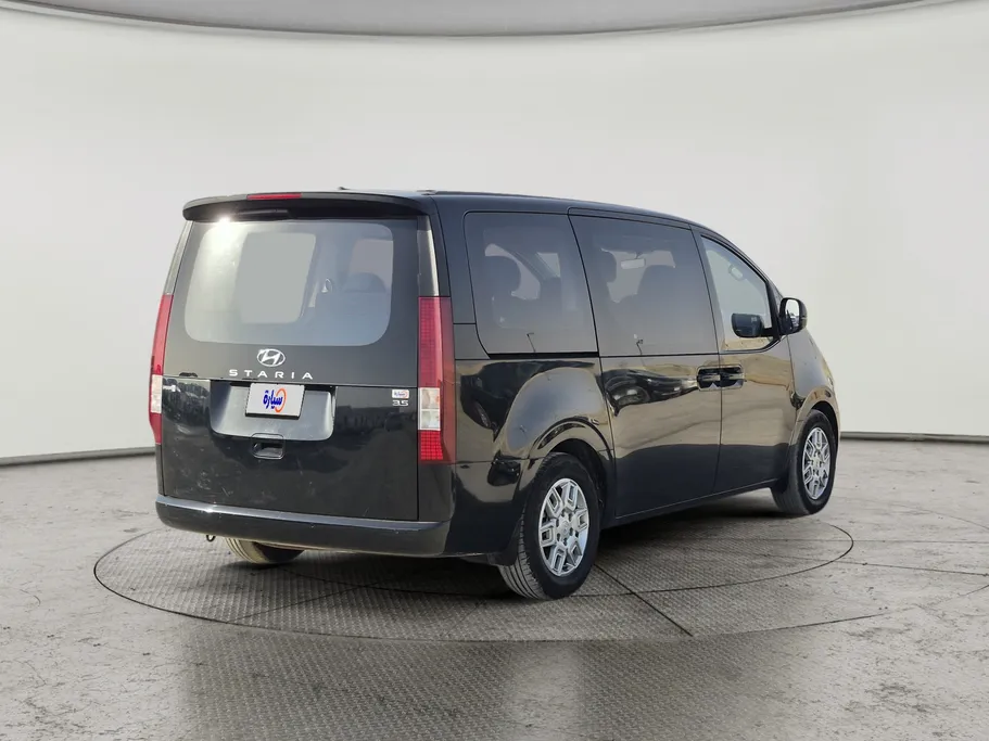 2023 Hyundai Staria Wagon 