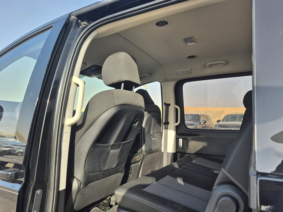 2023 Hyundai Staria Wagon 