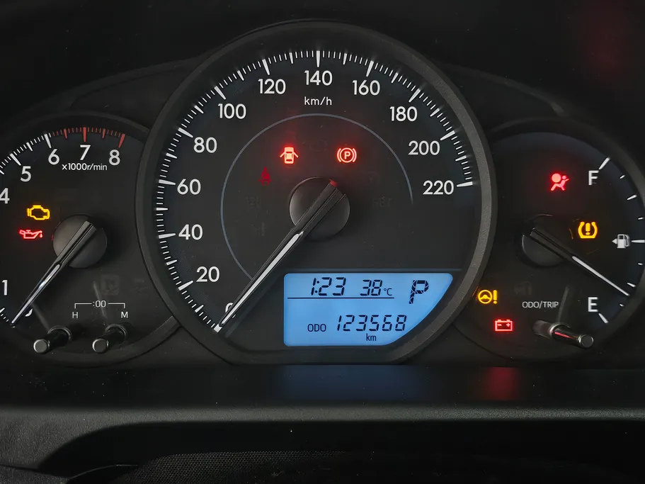 2022 Toyota Yaris  Y 