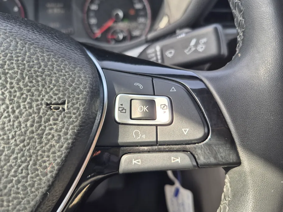 2021 Volkswagen Passat  