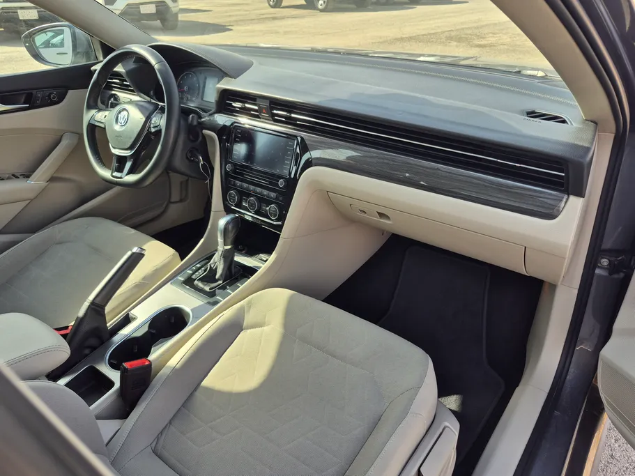 2021 Volkswagen Passat  