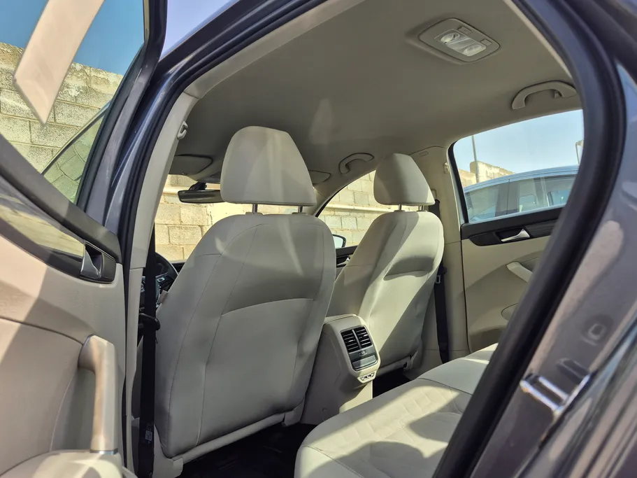 2021 Volkswagen Passat  