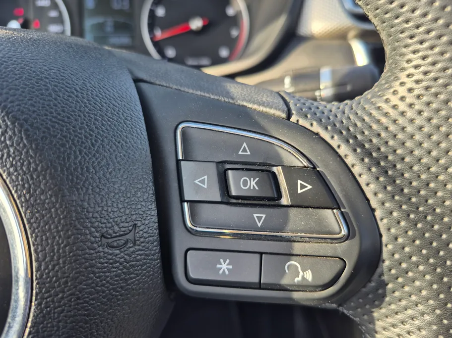 2024 MG 5 STD 