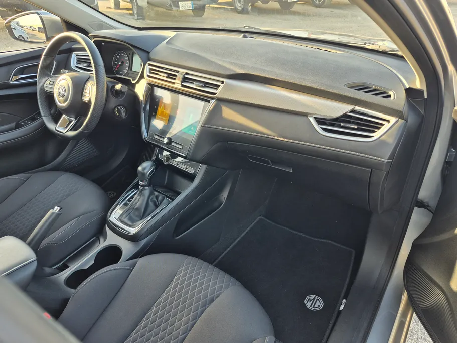 2024 MG 5 STD 