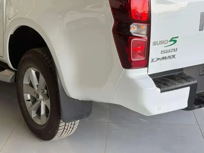 2026 Isuzu D-max LS 