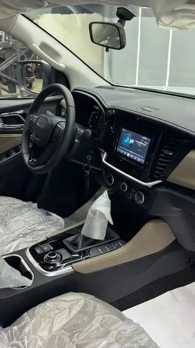 2026 Isuzu MU Half Full 