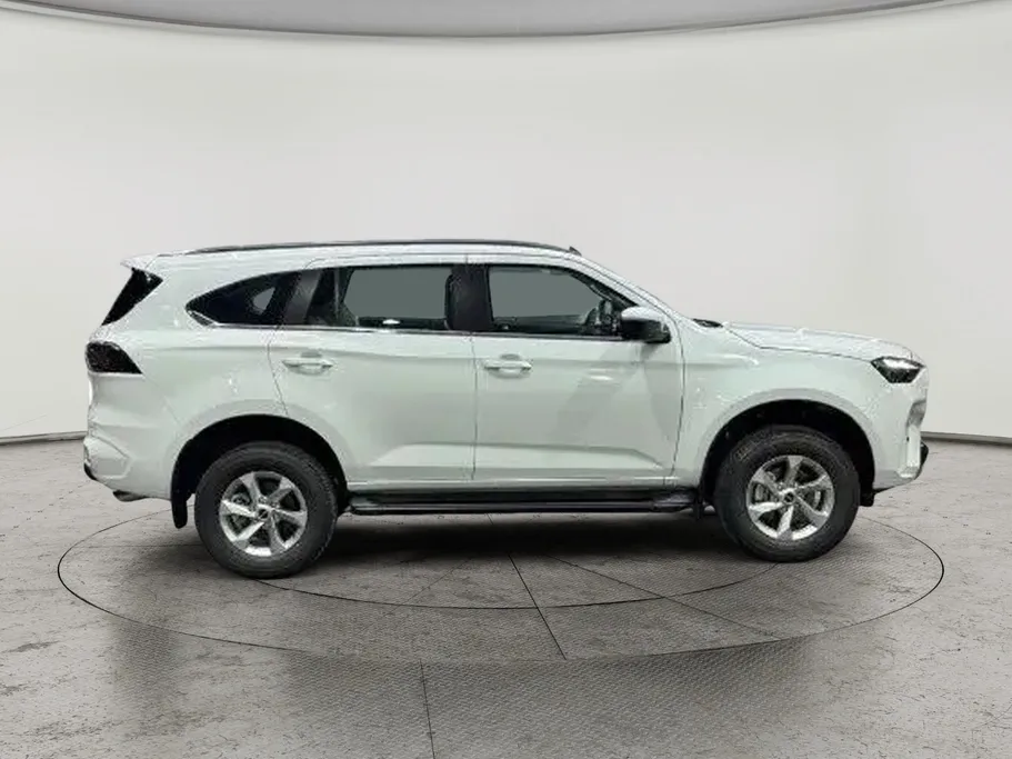 2026 Isuzu MU Half Full 
