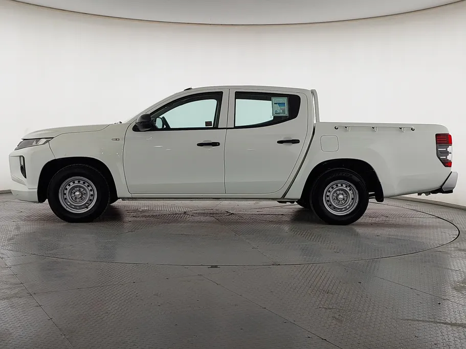 2022 Mitsubishi L200 DC 4x2 