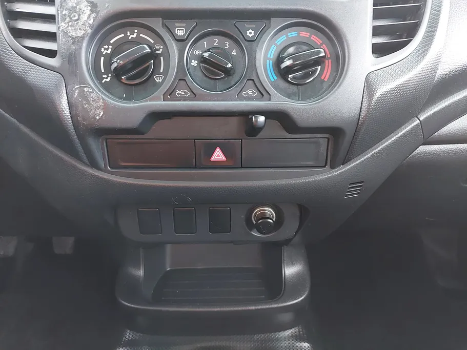 2022 Mitsubishi L200 DC 4x2 