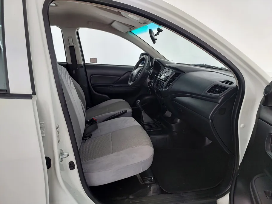 2022 Mitsubishi L200 DC 4x2 