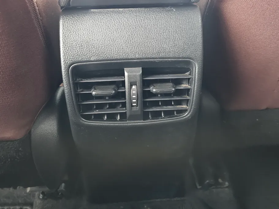 2023 Toyota Corolla Cross LE HEV 