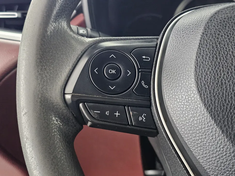2023 Toyota Corolla Cross LE HEV 