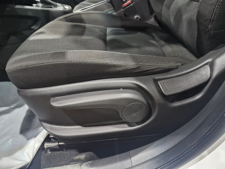 2023 Hyundai Kona SMART 