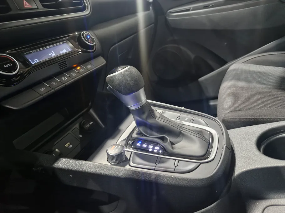 2023 Hyundai Kona SMART 