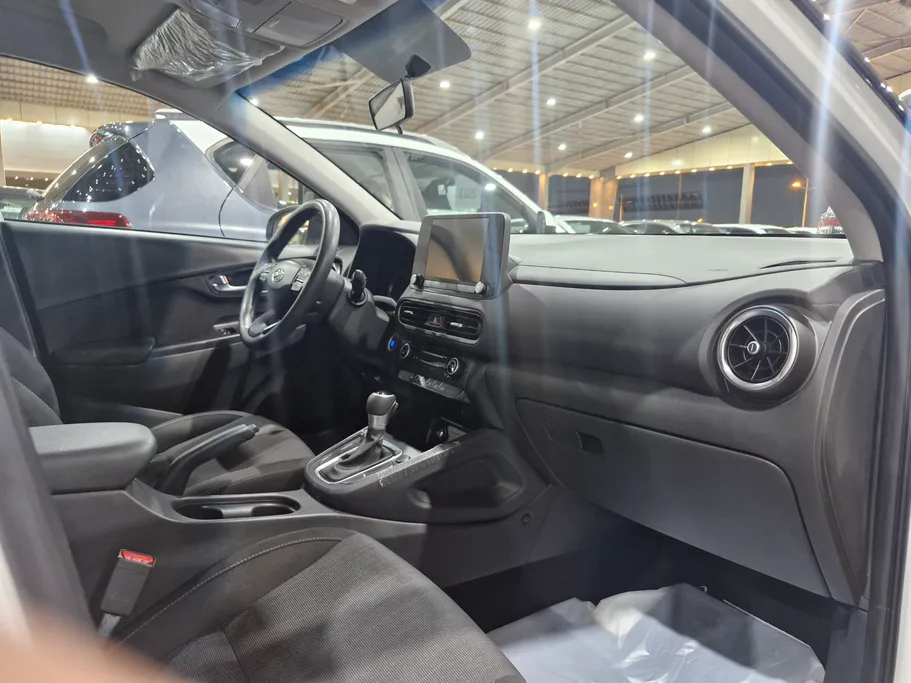 2023 Hyundai Kona SMART 