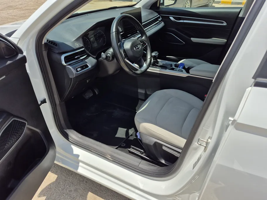 جيلي امجراند GS 2025 