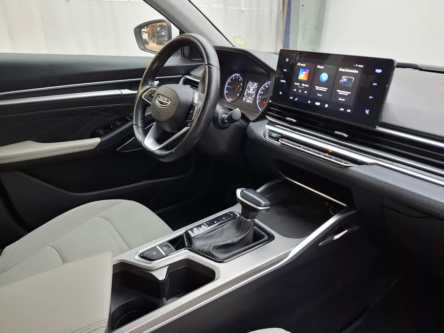 جيلي امجراند GS 2025 