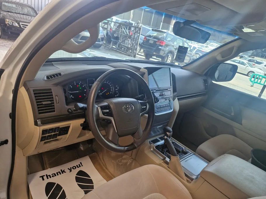 تويوتا لاندكروزر GXR Grand Touring 2019 