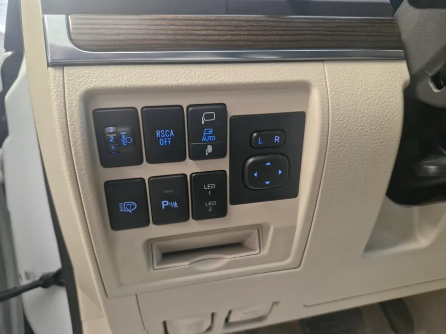 تويوتا لاندكروزر GXR Grand Touring 2019 