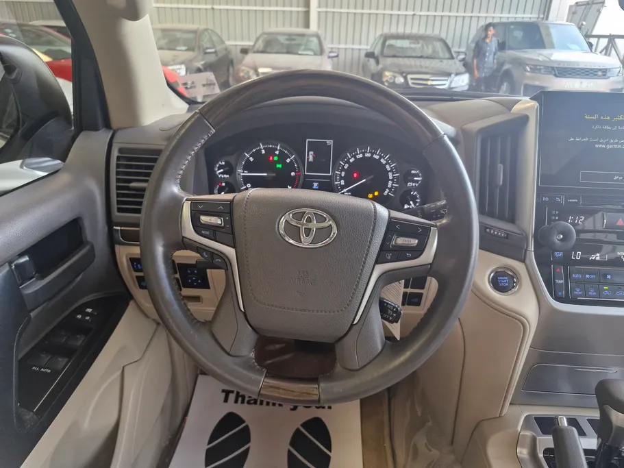 تويوتا لاندكروزر GXR Grand Touring 2019 