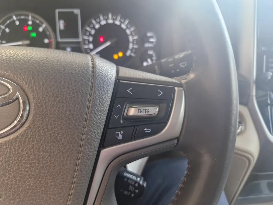 تويوتا لاندكروزر GXR Grand Touring 2019 