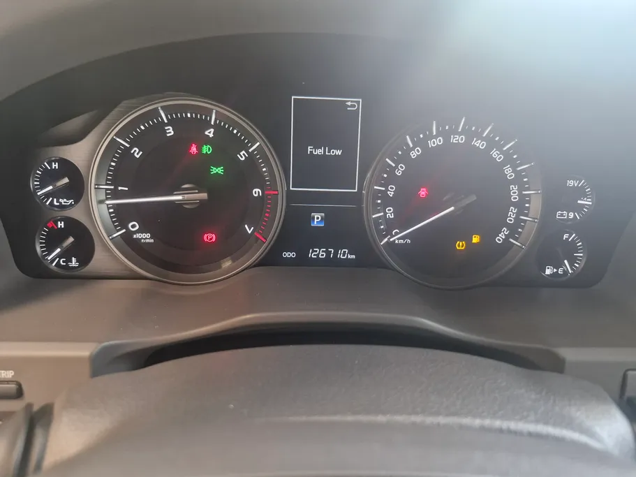 تويوتا لاندكروزر GXR Grand Touring 2019 