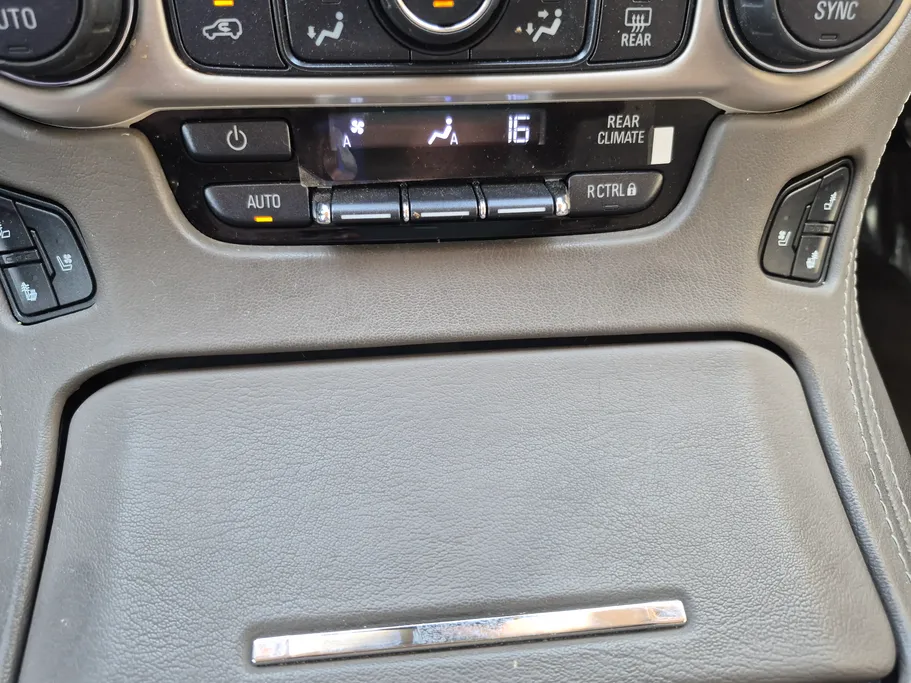 2020 GMC Yukon Denali 