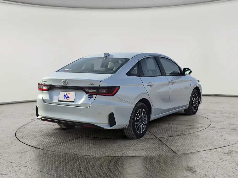 2023 Toyota Yaris  Y 