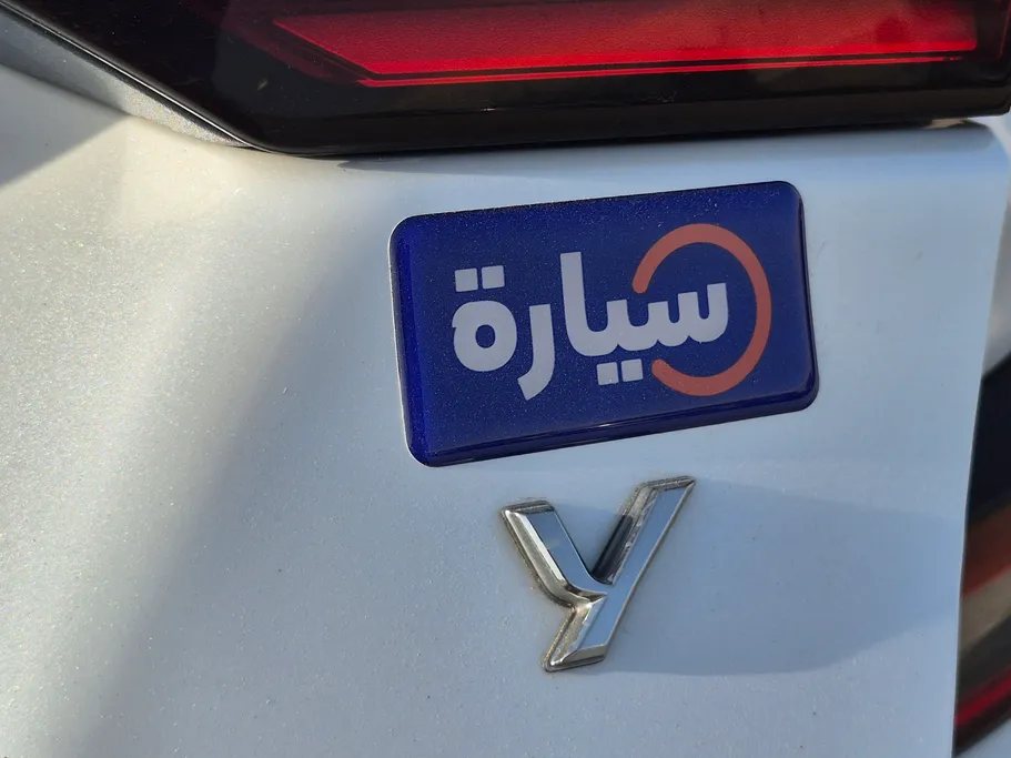 2023 Toyota Yaris  Y 