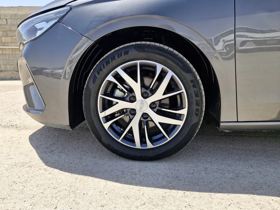 2025 Geely Emgrand GS 