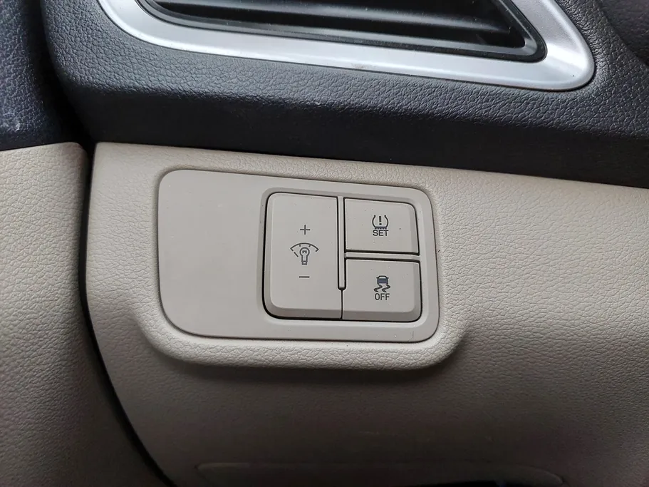 2023 Hyundai Accent Smart 