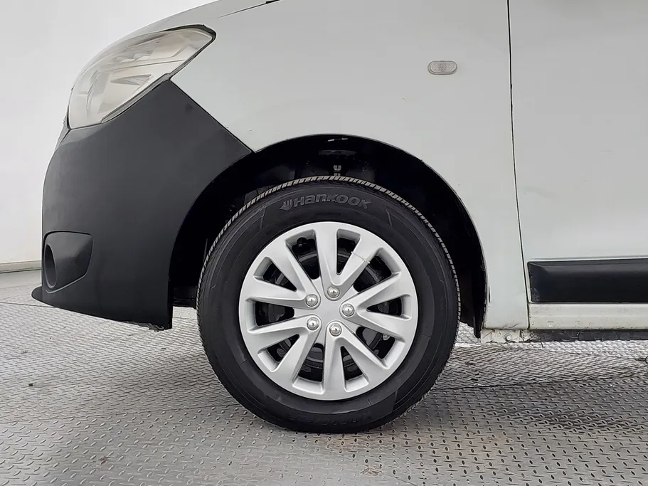 2022 Renault Docker Van بضاعة 
