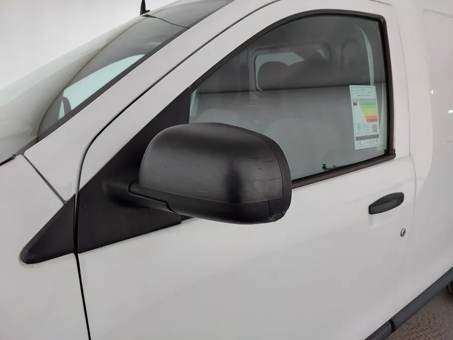 2022 Renault Docker Van بضاعة 