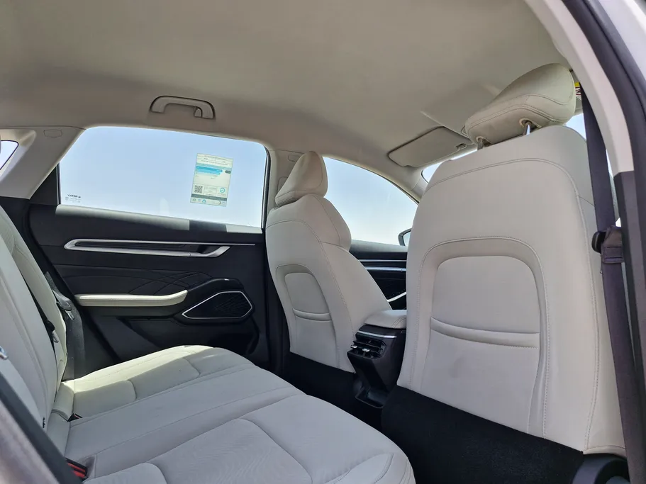 جيلي امجراند GS 2025 