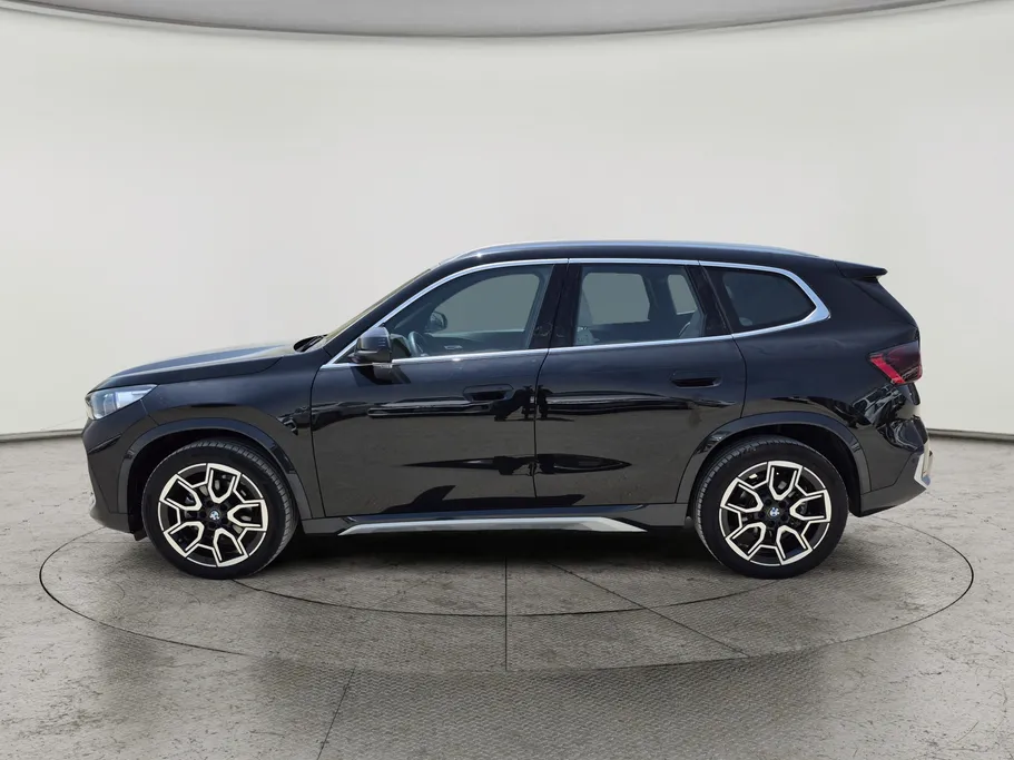 بي ام دبليو الفئة اكس 1 xDrive 20i 2025 