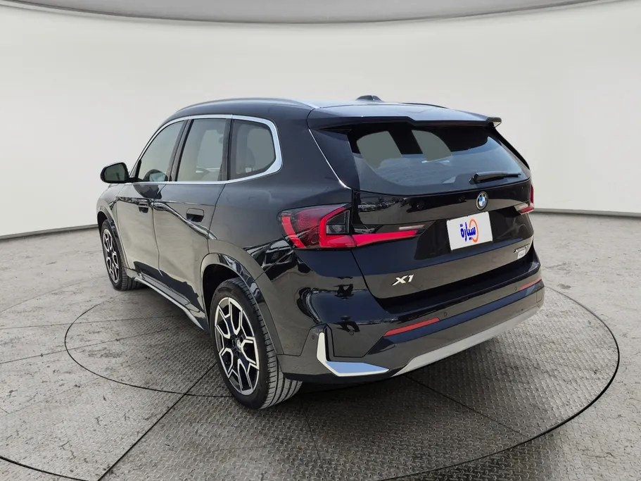 بي ام دبليو الفئة اكس 1 xDrive 20i 2025 