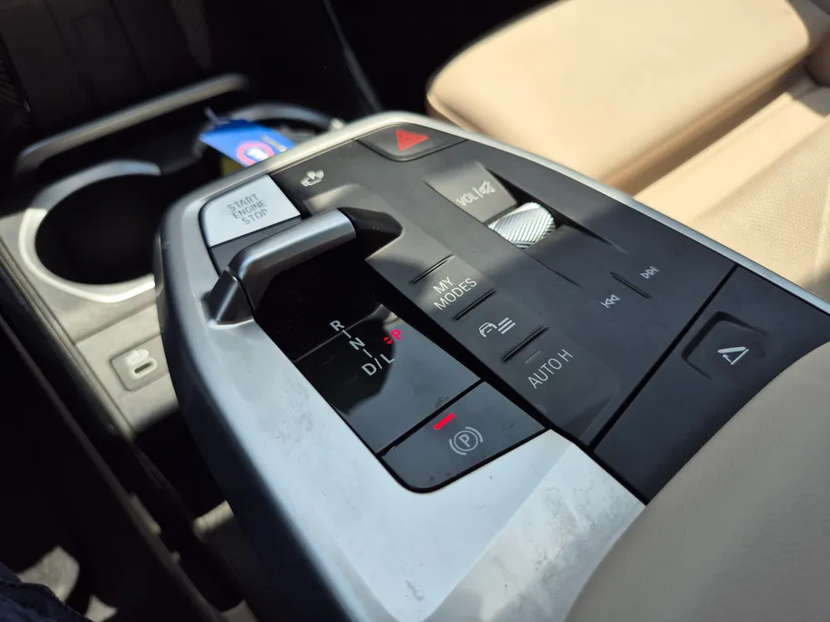 بي ام دبليو الفئة اكس 1 xDrive 20i 2025 