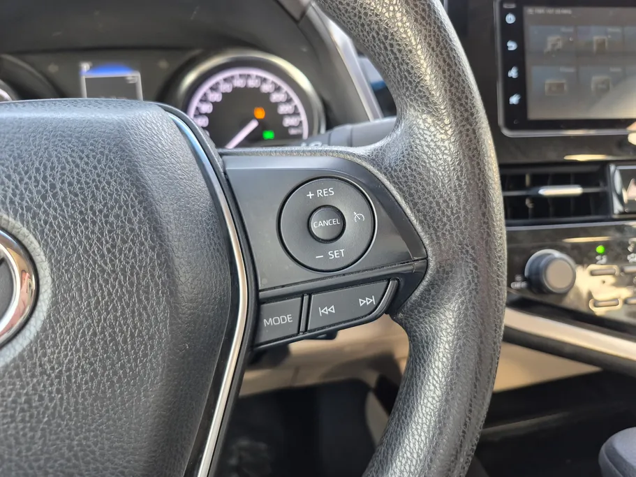 2024 Toyota Camry  LE 