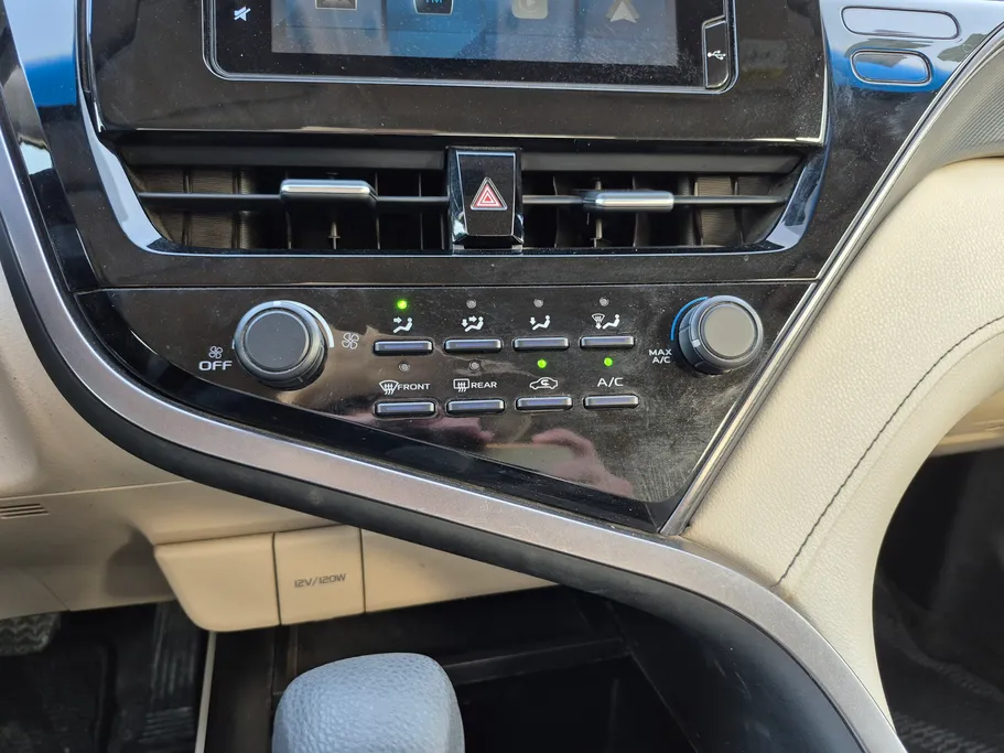 2024 Toyota Camry  LE 